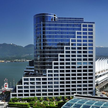 แฟร์มอนต์ วอเตอร์ฟรอนต์ Hotel แวนคูเวอร์ ภายนอก รูปภาพ Shaw Tower, the company's headquarters in Vancouver